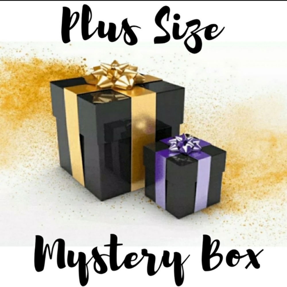 Woman's Plus Size Mystery Box